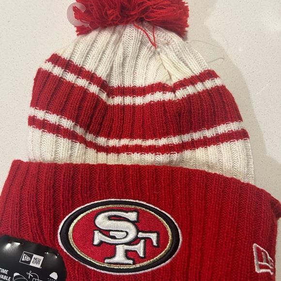 NFL Other - New Era Red and White Beanie with San Francisco 49ers